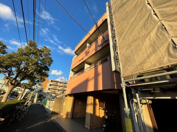 兵庫県西宮市笠屋町の賃貸マンションの外観