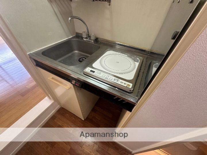 キャッスル若草のキッチン