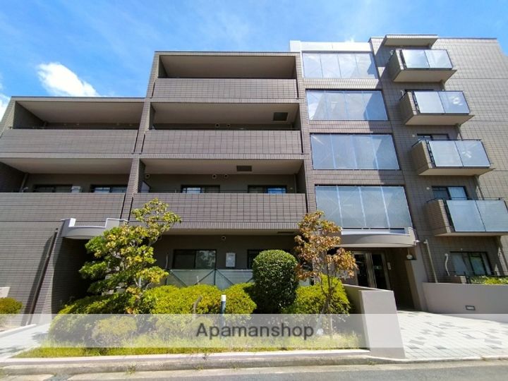 兵庫県西宮市薬師町の賃貸マンションの外観