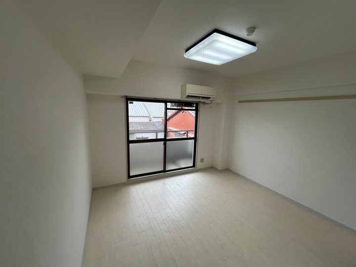 ベルエアー小阪の居間