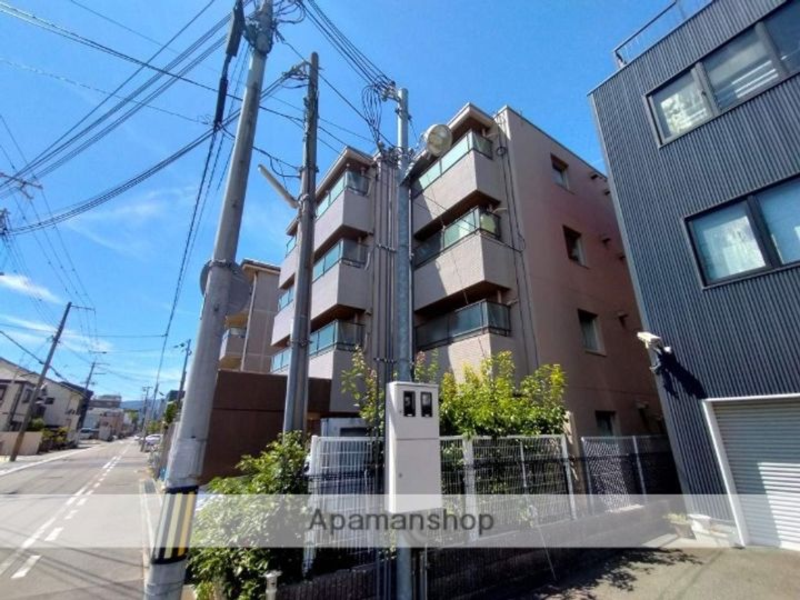 兵庫県西宮市上甲子園1丁目の賃貸マンションの外観