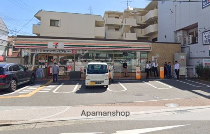 ソフィア?の周辺