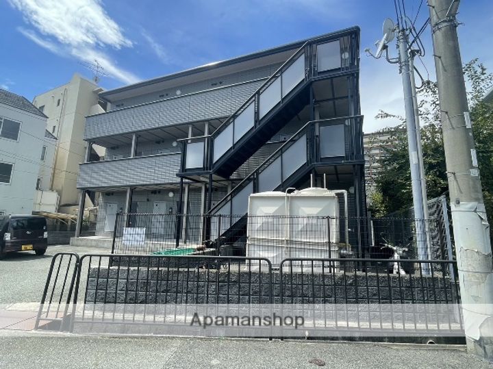 リブレメゾン甲東園エスト(旧ラヴィーヌ甲東園)の外観