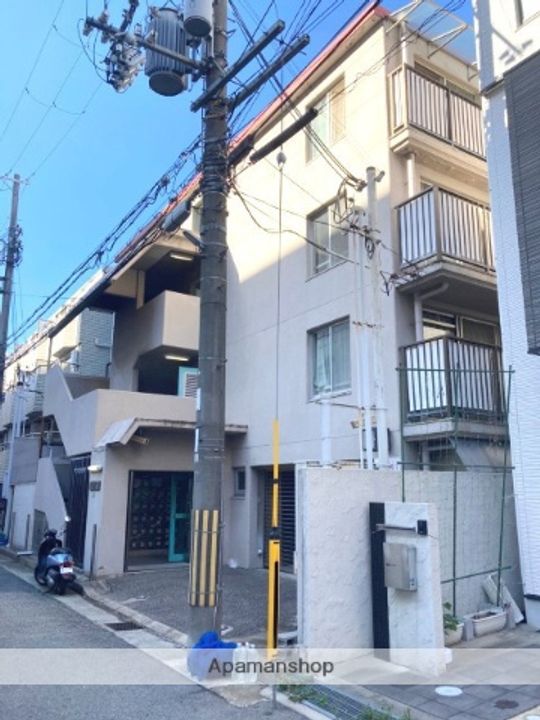 ラフォーレ甲子園の外観