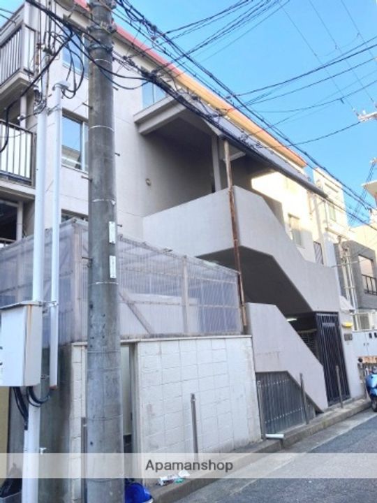 ラフォーレ甲子園の外観