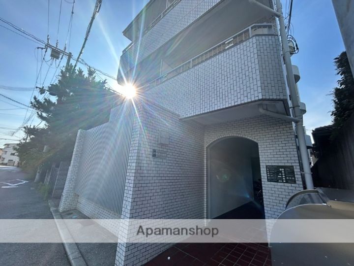 兵庫県西宮市高木西町の賃貸マンションの外観