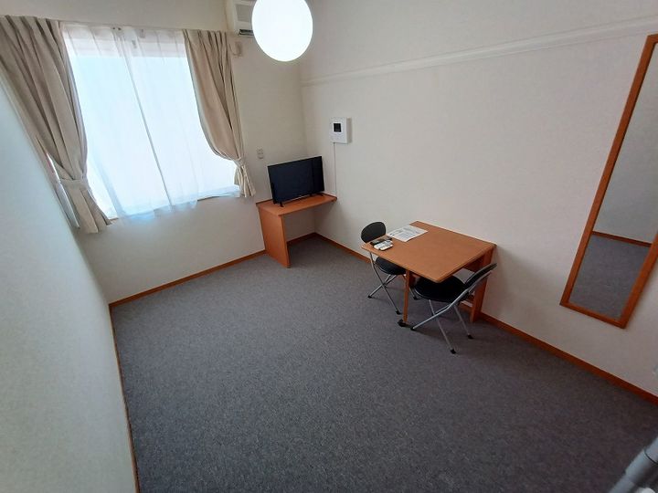 レオパレスJ&Sの居間