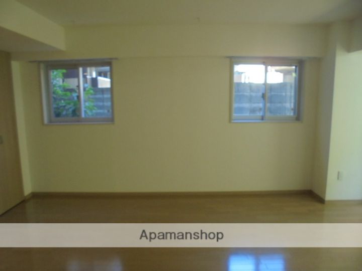 兵庫県西宮市田代町の賃貸マンションの内装