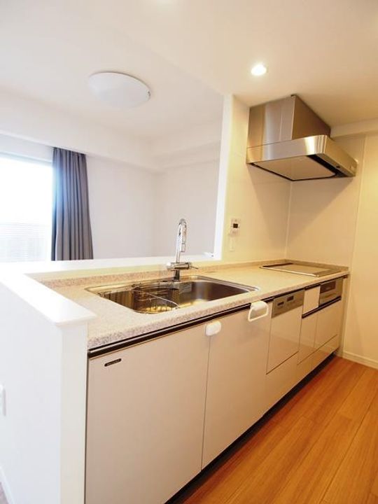 兵庫県芦屋市楠町の賃貸マンションのキッチン