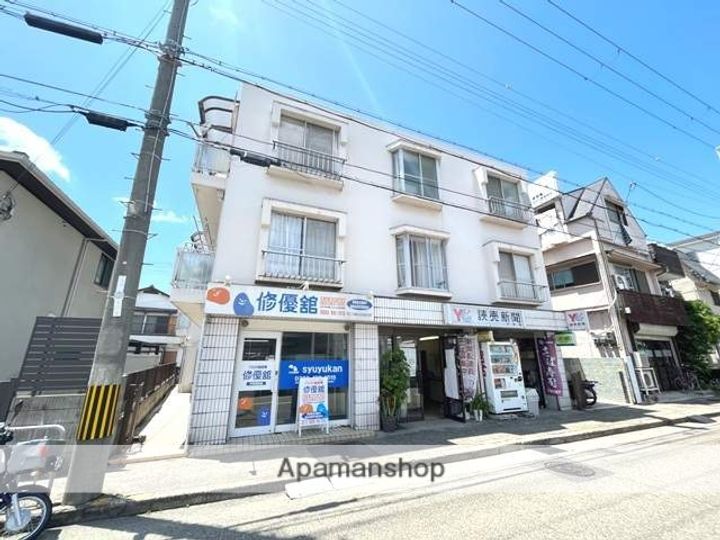兵庫県西宮市神呪町の賃貸マンションの外観