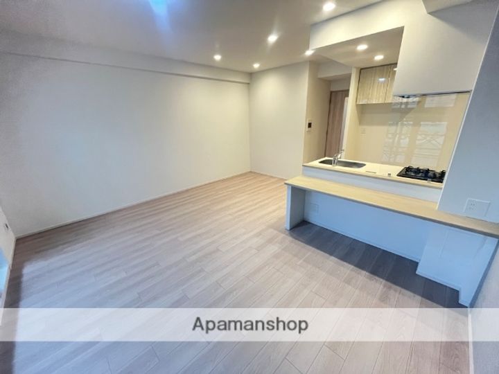 スプランディッド梅田グランノースの居間