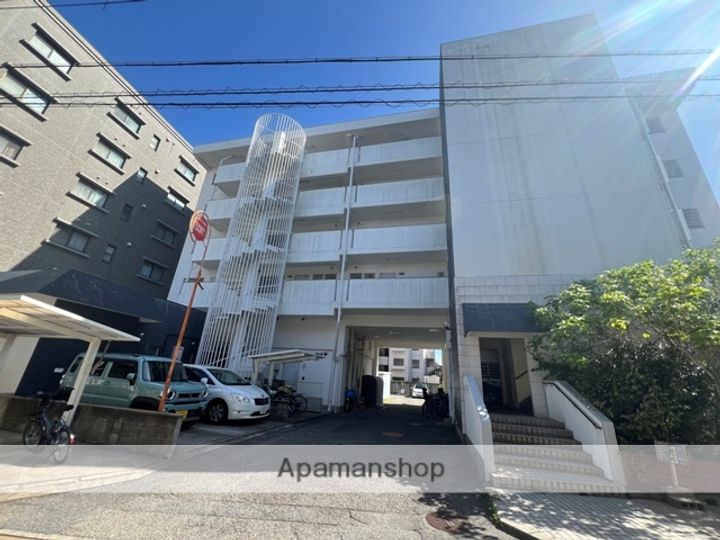 夙川ヒルズ201の外観