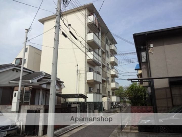 兵庫県芦屋市呉川町の賃貸マンションの外観