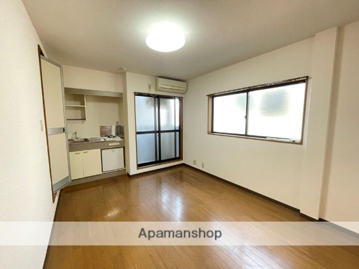 オプス塚口303の居間