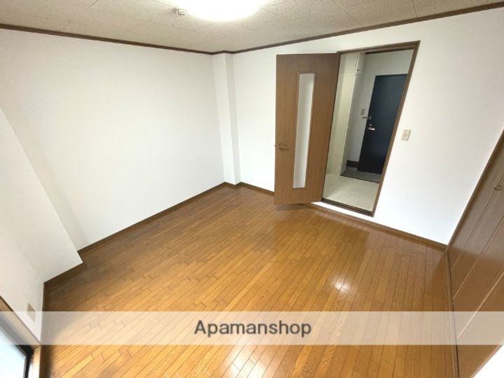 兵庫県西宮市今津曙町の賃貸マンションの内装