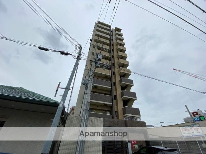 兵庫県尼崎市立花町1丁目の賃貸マンションの外観