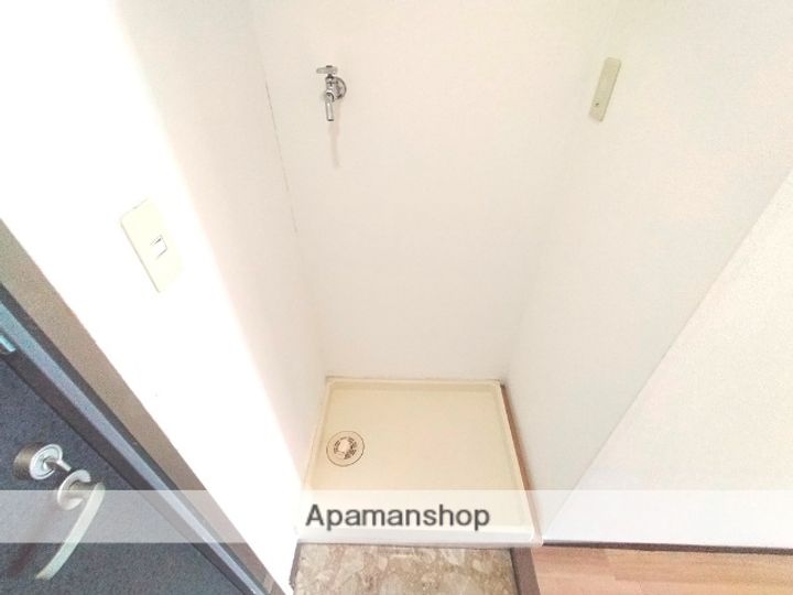 大阪府東大阪市長田中1丁目の賃貸マンションの内装