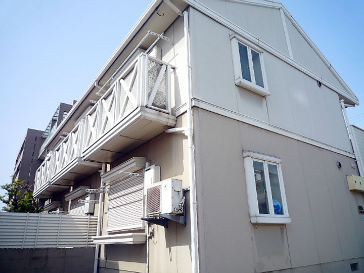 兵庫県芦屋市呉川町の賃貸アパートの外観