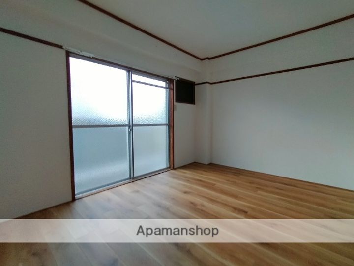 浜甲シーサイドマンションの居間