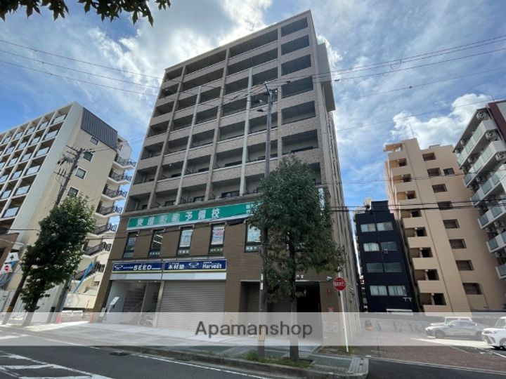 兵庫県西宮市今在家町の賃貸マンションの外観