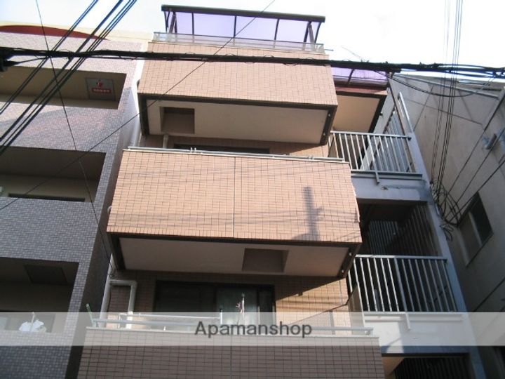 アーネスト坂田の外観
