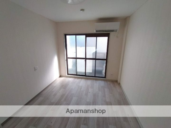 大阪府東大阪市高井田西1丁目の賃貸マンションの内装