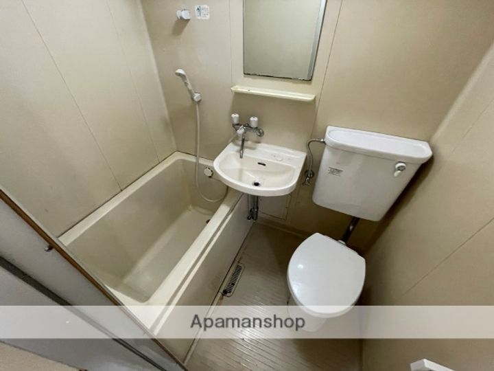 兵庫県西宮市上田中町の賃貸マンションの内装