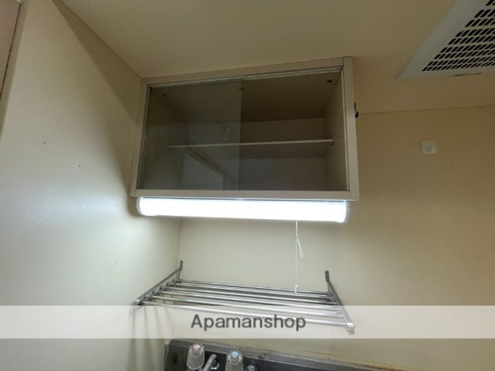 兵庫県西宮市上田中町の賃貸マンションの内装