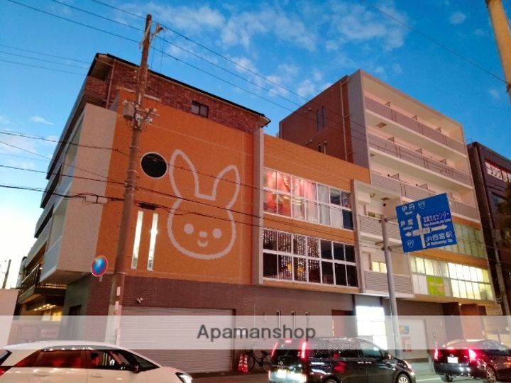 ラビットビルの外観