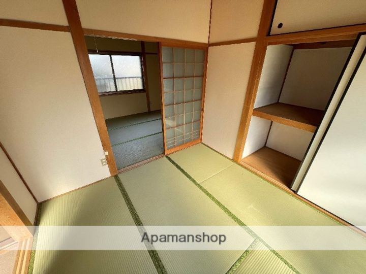 新石切テラスハウス2Fの内装