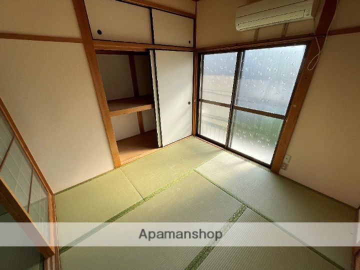 新石切テラスハウス2Fの内装