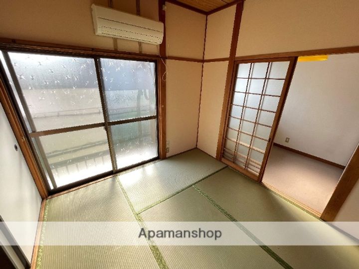 新石切テラスハウス2Fの内装