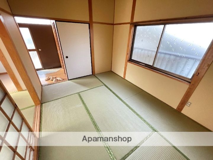 新石切テラスハウス2Fの内装