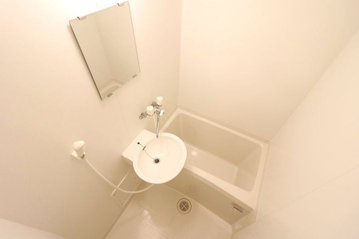 レオパレス藤阪中町の風呂