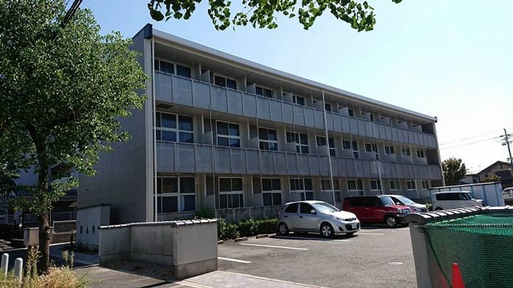 レオパレスTSUKIJIの外観