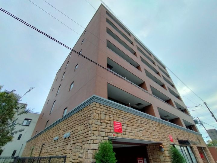 プレジオ西宮の外観