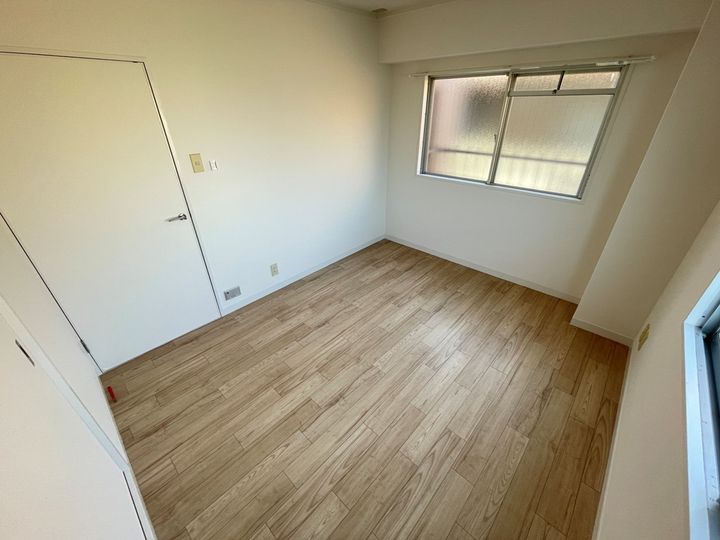 兵庫県西宮市小松北町2丁目の賃貸マンションの内装