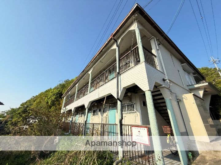 大阪府東大阪市日下町1丁目の賃貸アパートの外観