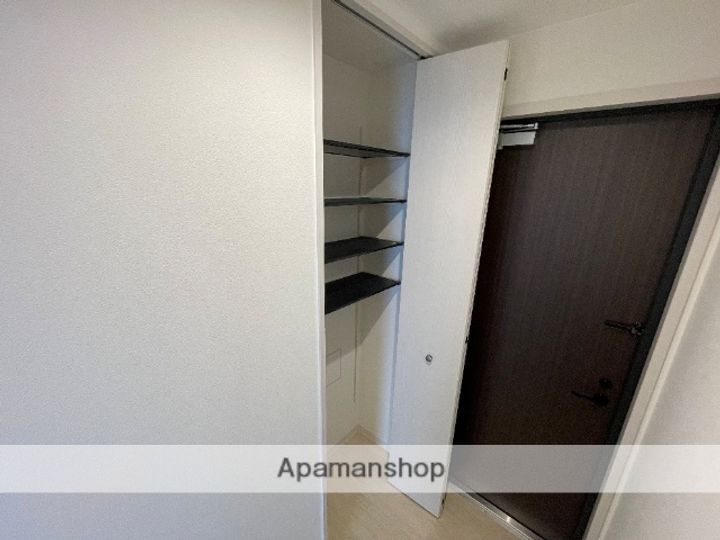 ウィステリア門戸の内装