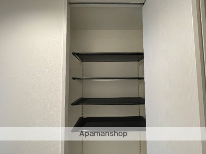 ウィステリア門戸の内装