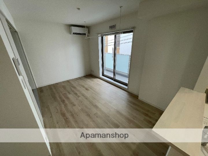 ウィステリア門戸の内装