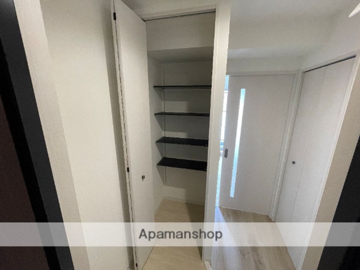 ウィステリア門戸の内装