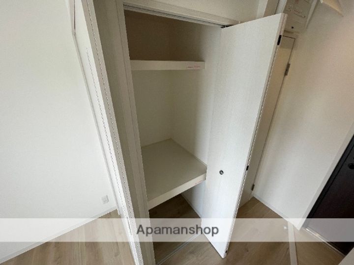 ウィステリア門戸の内装