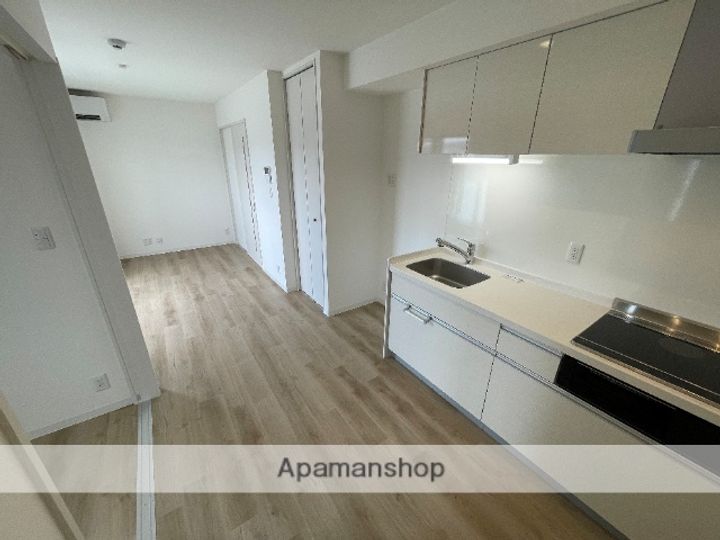 ウィステリア門戸の内装