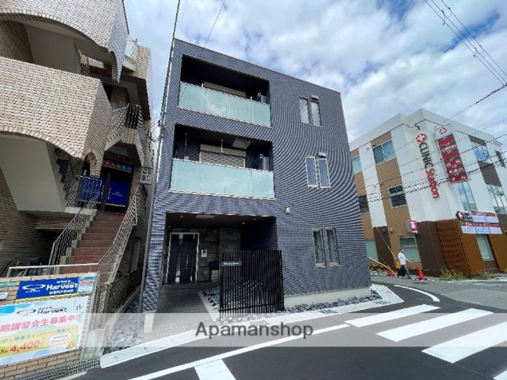 ウィステリア門戸の外観