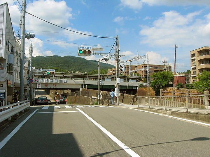 兵庫県芦屋市呉川町の賃貸アパートの周辺