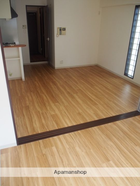 アーバネックス福島の居間