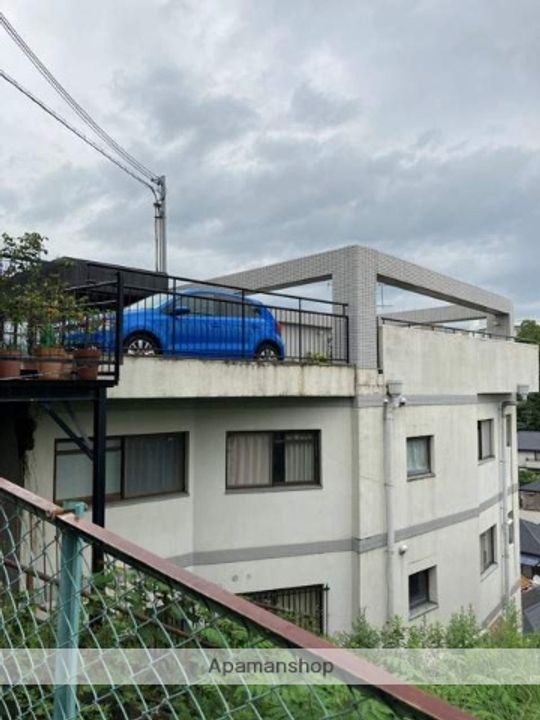 兵庫県西宮市五月ケ丘の賃貸マンションの外観