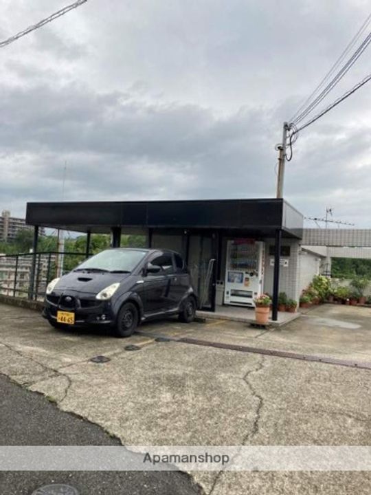 兵庫県西宮市五月ケ丘の賃貸マンションの外観