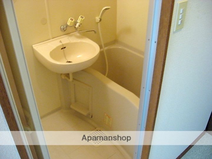 兵庫県西宮市樋之池町の賃貸マンションの風呂